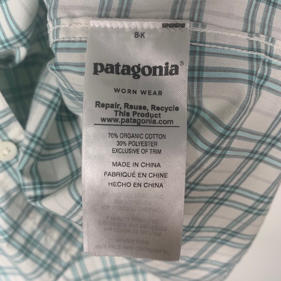 Patagonia Men’s Checkered Short Sleeve Button Down - Picture 5 of 5